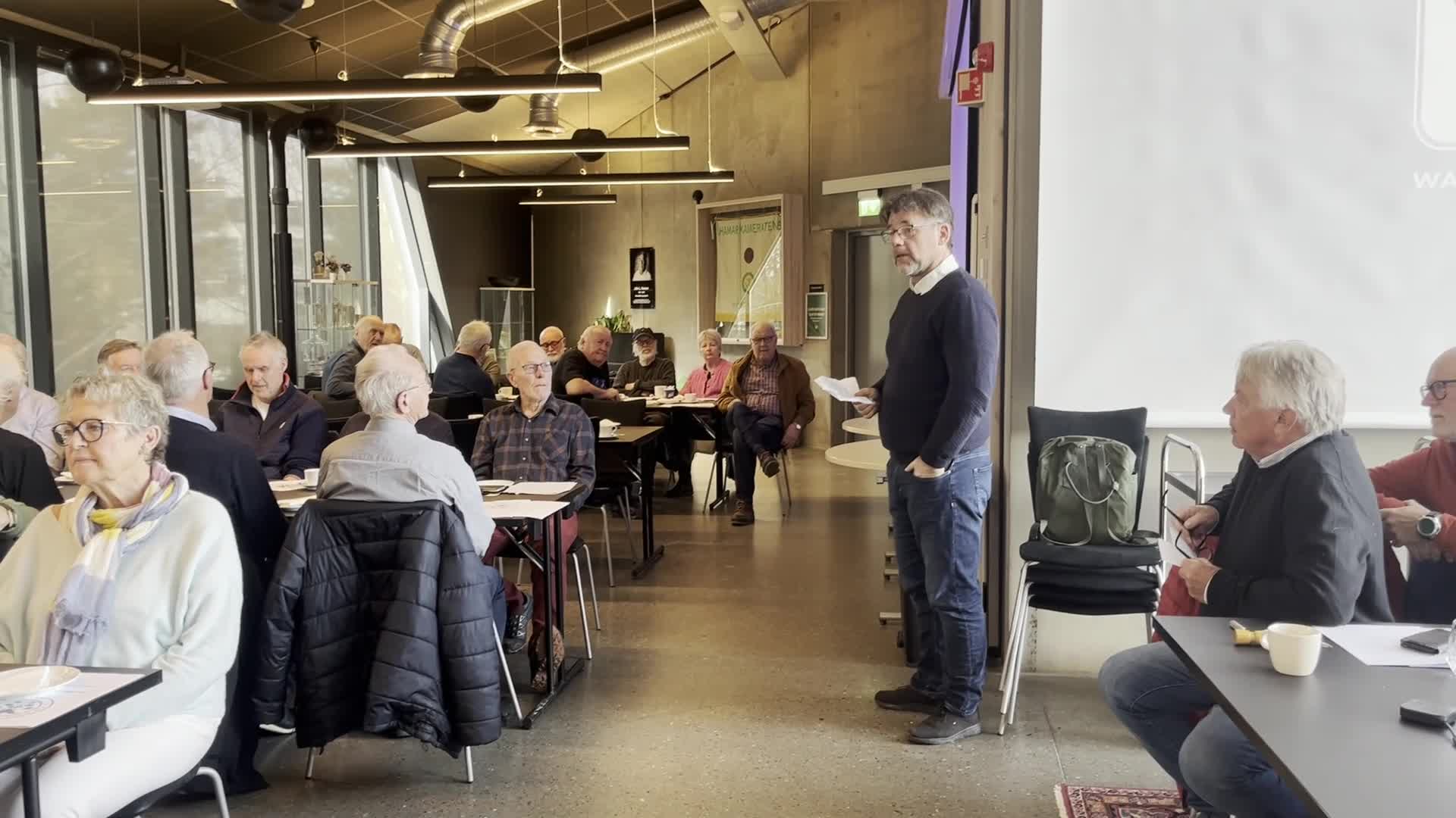 Erik Stensrud mottar bragdmerket